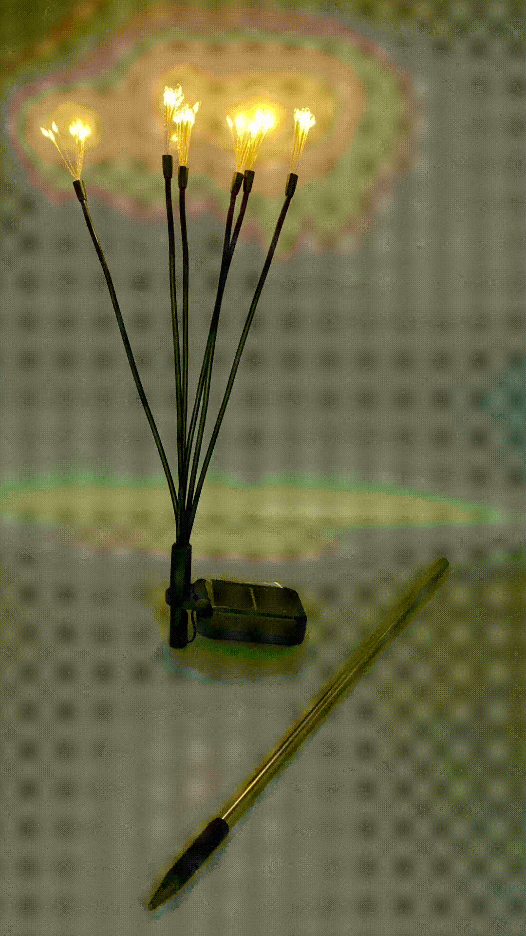 Solar Garden Lights Set of 2, 120 LED Flickering Firework Effect Lights with Two Lighting Options, Waterproof Solar Outdoor Lights for Garden, Pathway & Yard Decoration, Perfect Gift for Her